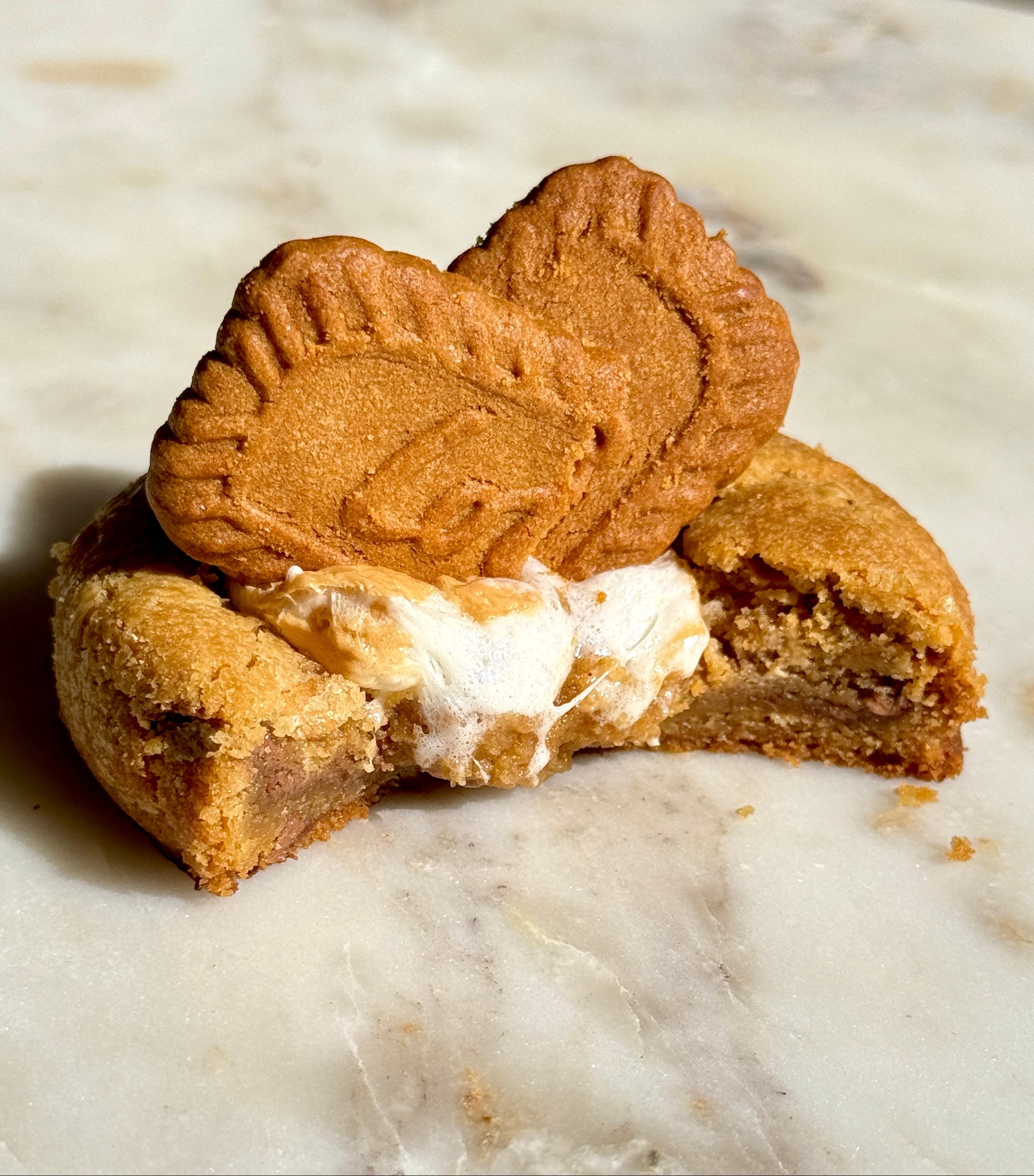 CARAMEL BISCUIT COOKIE