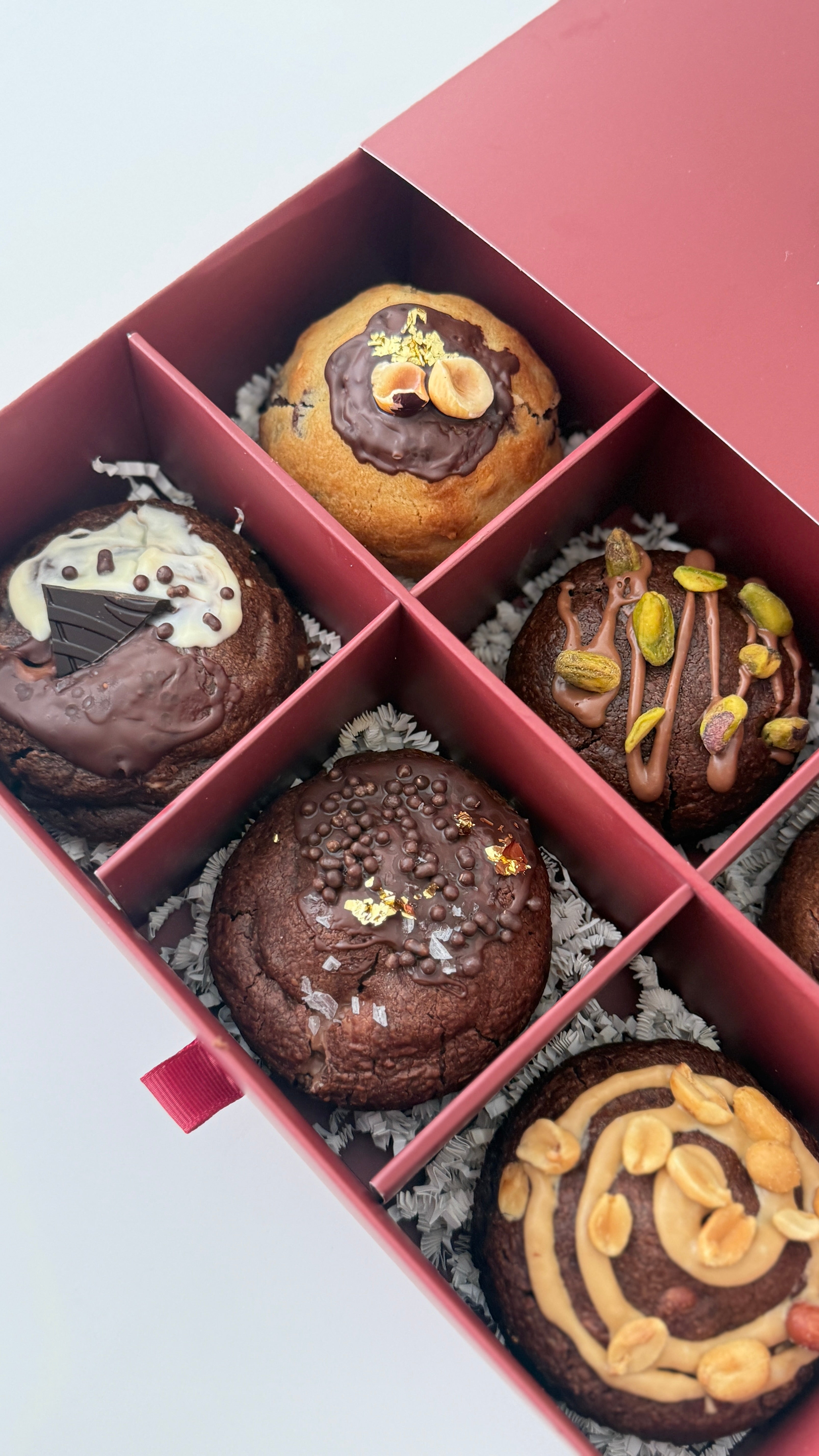 CHOCOLATE LOVERS BOX